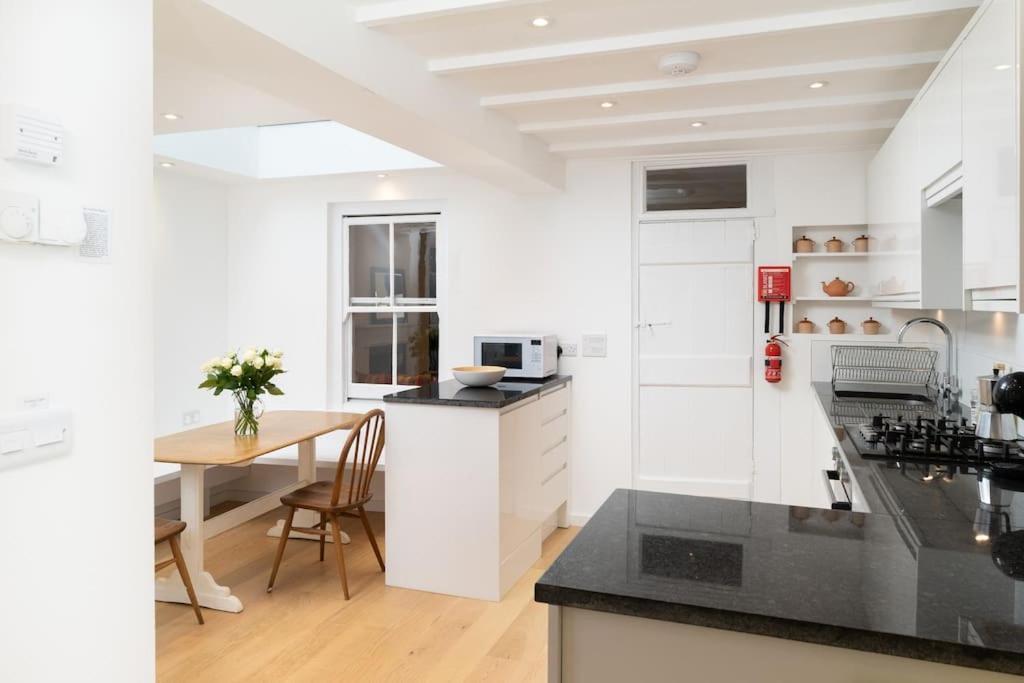 Villa Beautiful And Contemporary Cornish Townhouse In Penzance Esterno foto